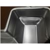 Image 7 : Vintage aluminum shaped cake pans by Wilton.