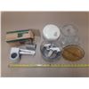 Image 1 : Vintage Pampered Chef Deluxe Rotary Cheese Grater with its original box. (Rotating Handle Missing), 