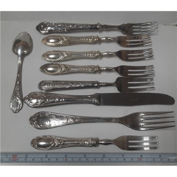 Lot of Fork and Knife - 8 Marked 800 On Handle. (We Can't Prove Its Authenticity)