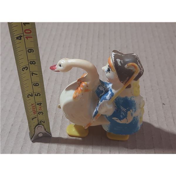 Small Antique Walking Pull Toy. (Works)