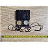 Image 1 : 2 compasses