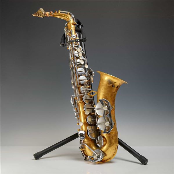 LaChambre Paris Etched Brass Alto Saxophone with Otto Reed