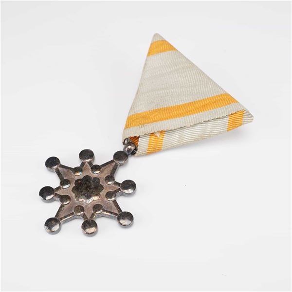 Japanese Order of the Sacred Treasure Medal in Presentation Case