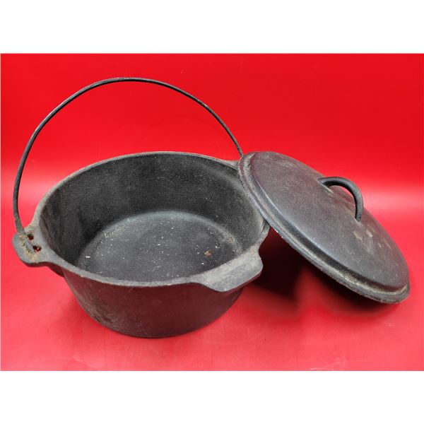 Cast Iron Dutch Oven