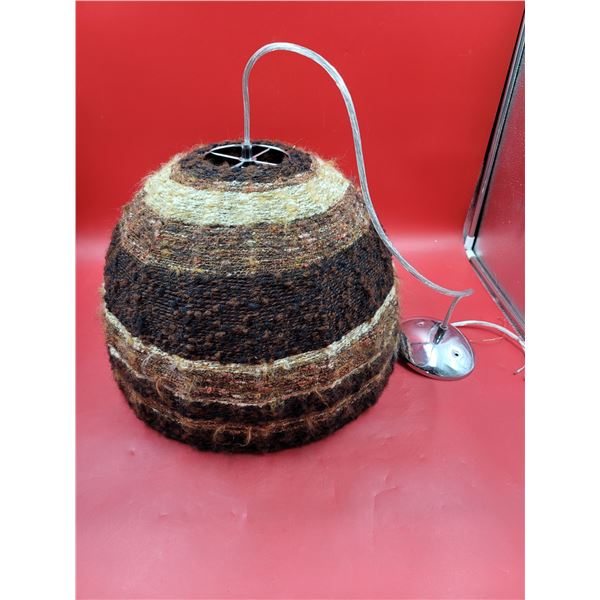 Textured Pendant Lamp