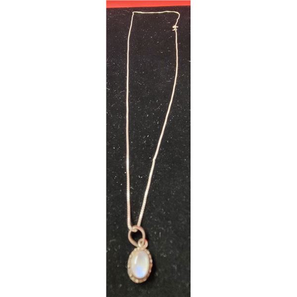 925 Sterling Chain w/ 925 Sterling Pendant
