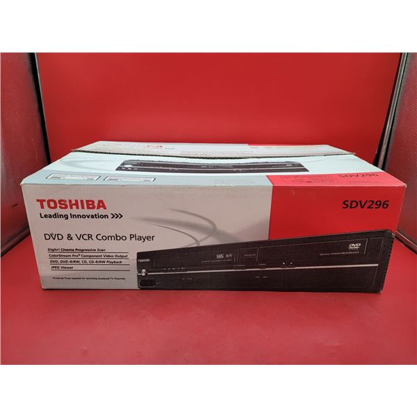 Toshiba DVD & VCR Combo Player
