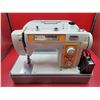 Image 1 : Brother Boutique 761 Sewing Machine