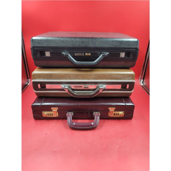 3 VTG Briefcases