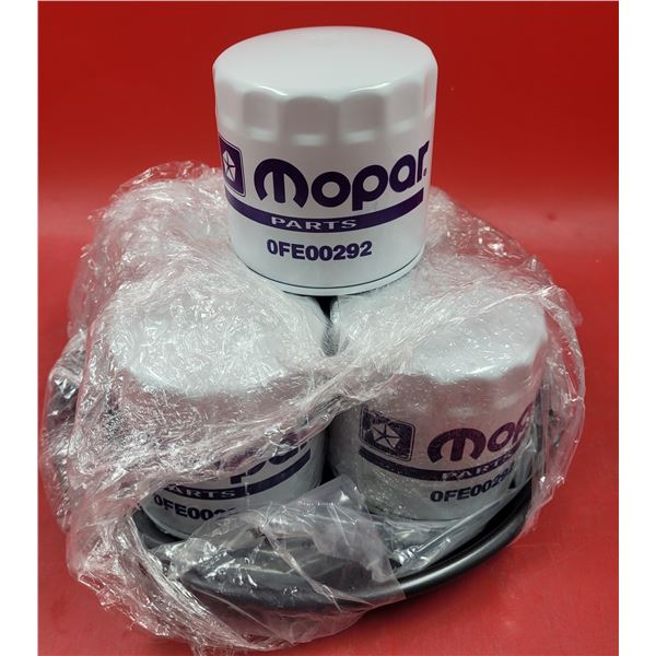 Lot of Mopar Oil Filters