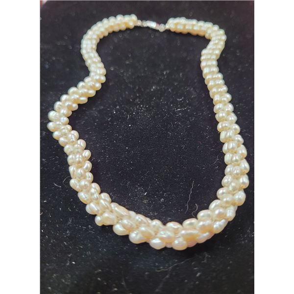 Pearl Necklace