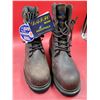 Image 1 : DAFFO boots size 11