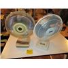 Image 1 : 2 CIRCULATING FANS