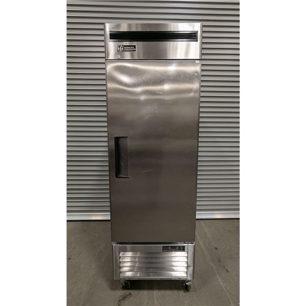 Efi C1-27VC 27" Single Door Stainless Cooler