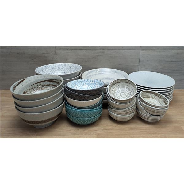 Japanese Style Ceramic Bowls - Lot of 40pcs
