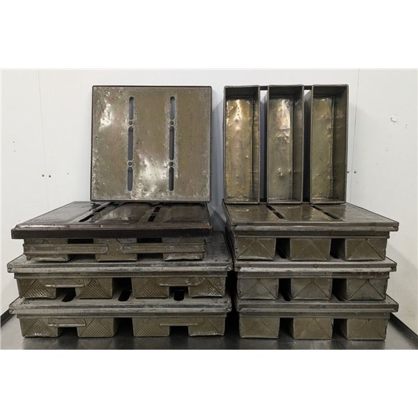 3 & 4 Strap Loaf Pans/Bread Baking Pans With Lids - Set of 7