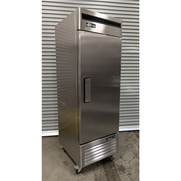 Efi C1-27VC-R 27" Single Door Stainless Cooler