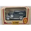 Image 1 : Ertl Die Cast 1932 Ford Panel Delivery Bank In Ori