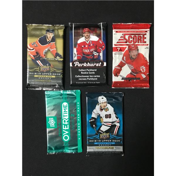 LOT OF 5 SEALED HOCKEY BOOSTER PACKS