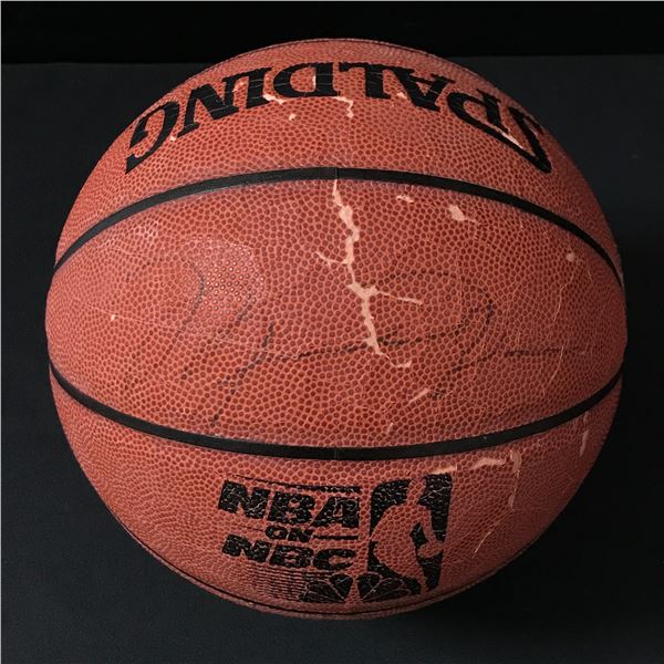 MICHAEL JORDAN SIGNED BASEKETBALL - BECKETT COA