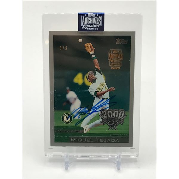 2000 TOPPS ARCHIVE SIGNATURE SERIES MIGUEL TEJADA SIGNED TRADING CARD 8/9
