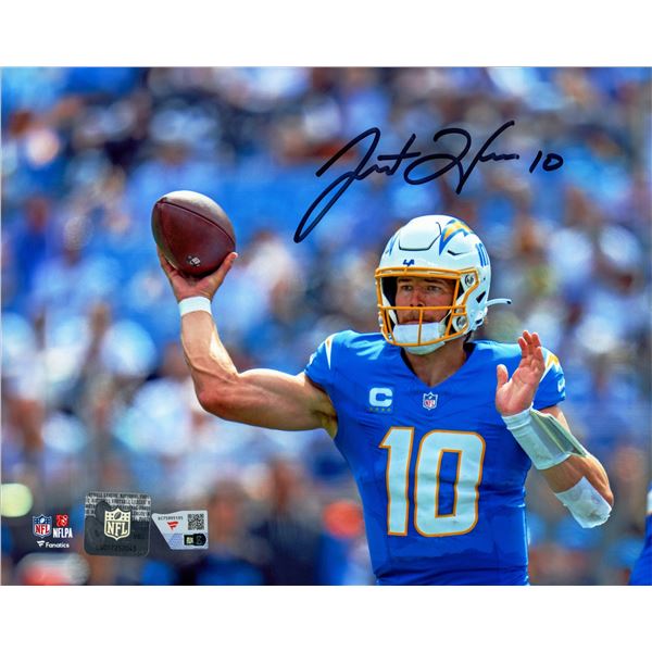 JUSTIN HERBERT SIGNED 8X10 - FANATICS COA