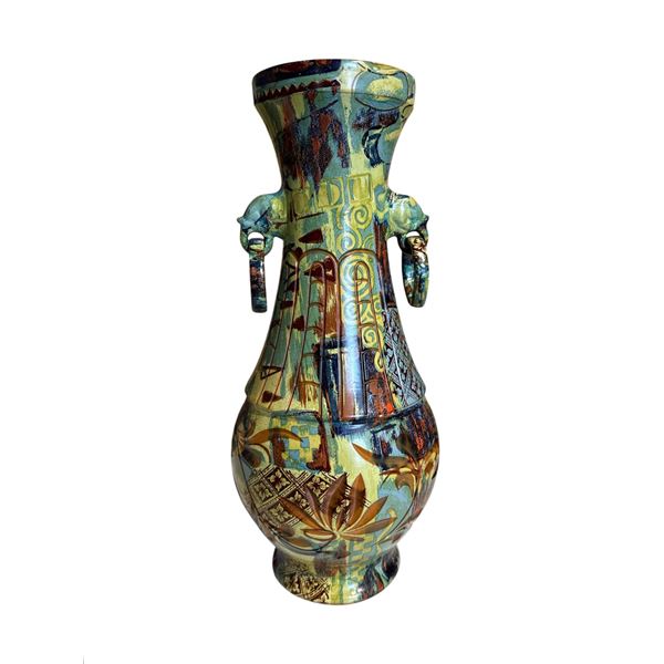 18in tall decorative vase