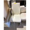 Image 2 : Set of 4 White Dining Chairs
