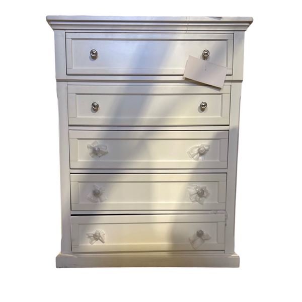 BNIB - 5 drawer white chest