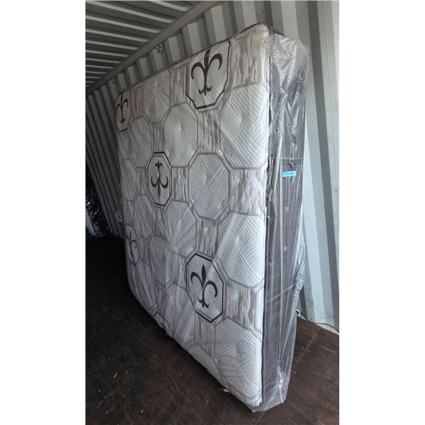 King Size Mattress THIS LOT IS LOCATED AT 2635 LILLOOET ST, VANCOUVER BC