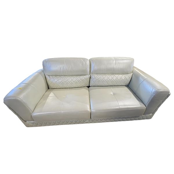 Luxury Pearl White Leather Sofa - Contemporary Diamond Stitch Accents