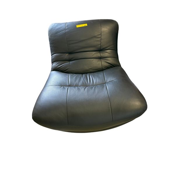 Contemporary Black Leather Swivel Accent Chair - Ergonomic Scoop Design