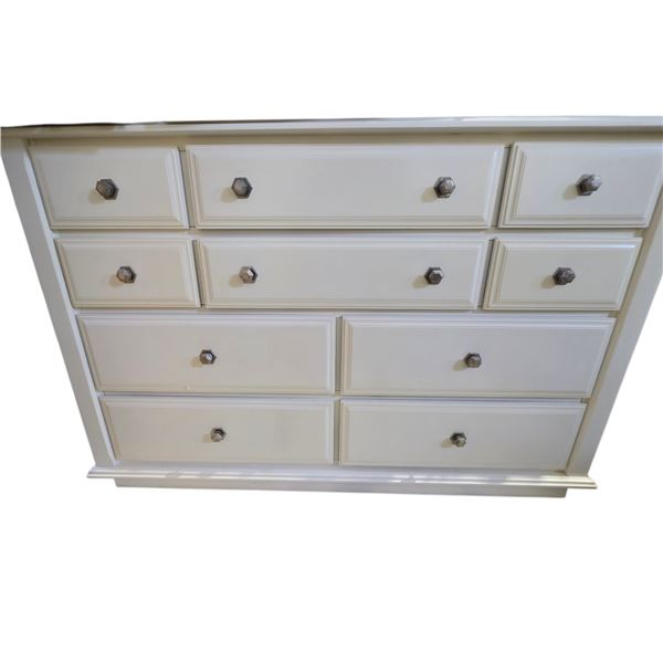 Traditional White 10-Drawer Triple Dresser with Ornate Hardware