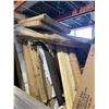 Image 2 : Group of assorted furniture parts