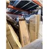Image 3 : Group of assorted furniture parts
