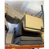 Image 2 : Group of assorted furniture parts