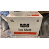 Image 5 : LARGE ASSORTMENT OF ICE MELT, STANLEY SHOP VAC, SNOW SHOVEL & WINDSHIELD WASHER FLUID