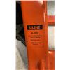 Image 4 : ULINE H-3029 ORANGE 5500LB CAPACITY PALLET TRUCK