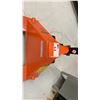 Image 5 : ULINE H-3029 ORANGE 5500LB CAPACITY PALLET TRUCK