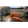 Image 3 : ULINE H-3029 ORANGE 5500LB CAPACITY PALLET TRUCK