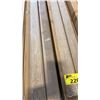 Image 2 : MIXED ITEMS INCL STAIRNOSE, REDUCER, T-MOULDING IN VARIOUS COLOR 94" IN MOULDINGS