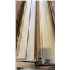 Image 3 : MIXED ITEMS INCL STAIRNOSE, REDUCER, T-MOULDING IN VARIOUS COLOR 94" IN MOULDINGS