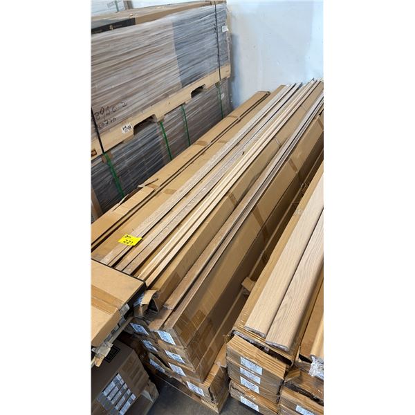 MIXED ITEMS INCL STAIRNOSE, REDUCER, T-MOULDING IN VARIOUS COLOR 94" IN MOULDINGS
