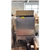 Image 3 : HOBART LOW PRESSURE STAINLESS STEEL DISH WASHER