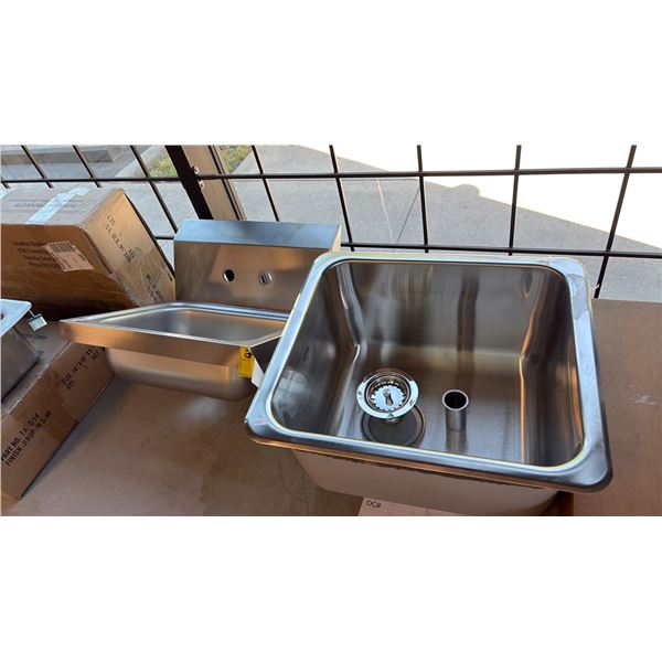 COMMERCIAL-GRADE STAINLESS STEEL SINKS 16" X 18" AND 15" X 17"