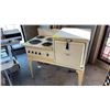 Image 1 : CLASSIC IVORY GENERAL ELECTRIC HOTPOINT BEECEE STOVE COMBO 1920-1930 CIRCA