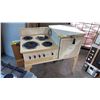 Image 2 : CLASSIC IVORY GENERAL ELECTRIC HOTPOINT BEECEE STOVE COMBO 1920-1930 CIRCA
