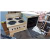 Image 3 : CLASSIC IVORY GENERAL ELECTRIC HOTPOINT BEECEE STOVE COMBO 1920-1930 CIRCA