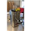 Image 2 : GRINDMASTER CECILWARE CS-LL 1.5-GALLON (5.7L) STAINLESS STEEL COMMERCIAL COFFEE SHUTTLE