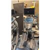 Image 2 : OCTANE FITNESS XRIDE XR6000 PREMIUM, COMMERCIAL-GRADE SEATED ELLIPTICAL TRAINER
